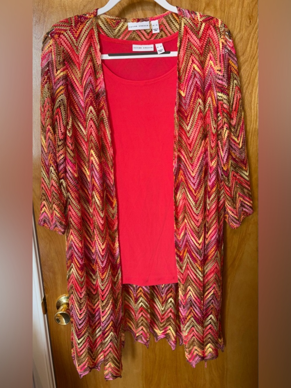 Susan Graver ‘coral’ chevron novelty knit cardigan and liquid knit tank set XL